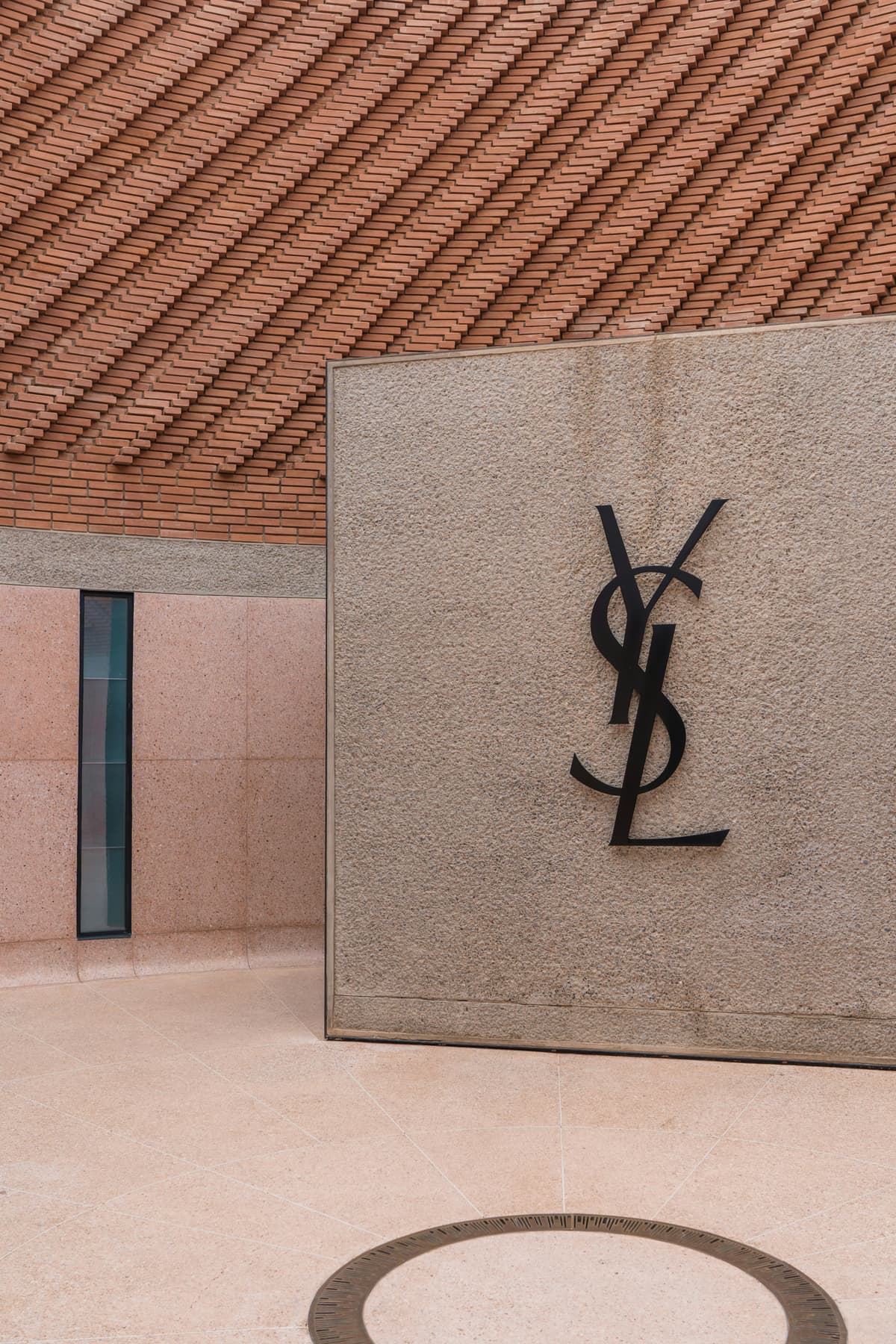 museo-ysl-entrada-1